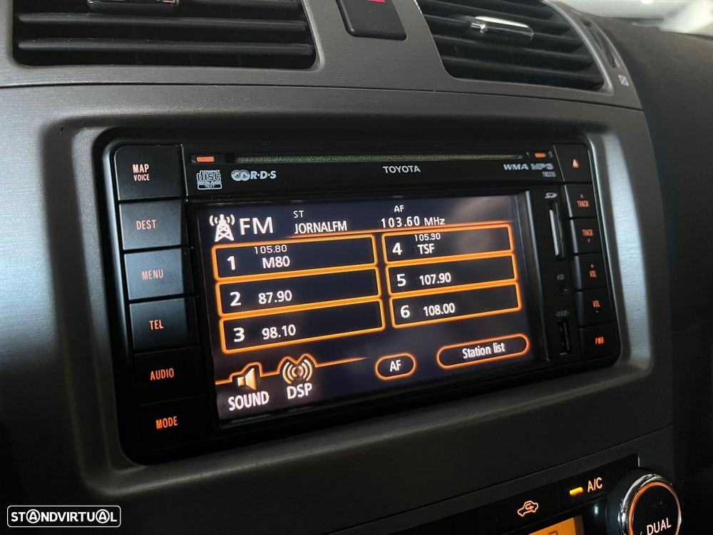 Toyota Avensis SW - 16