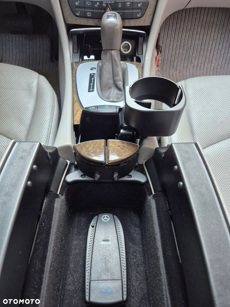 Mercedes-Benz Klasa E 500 7G-TRONIC Avantgarde - 27