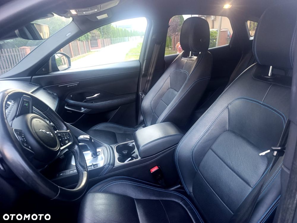Jaguar E-Pace P250 AWD R-Dynamic - 16
