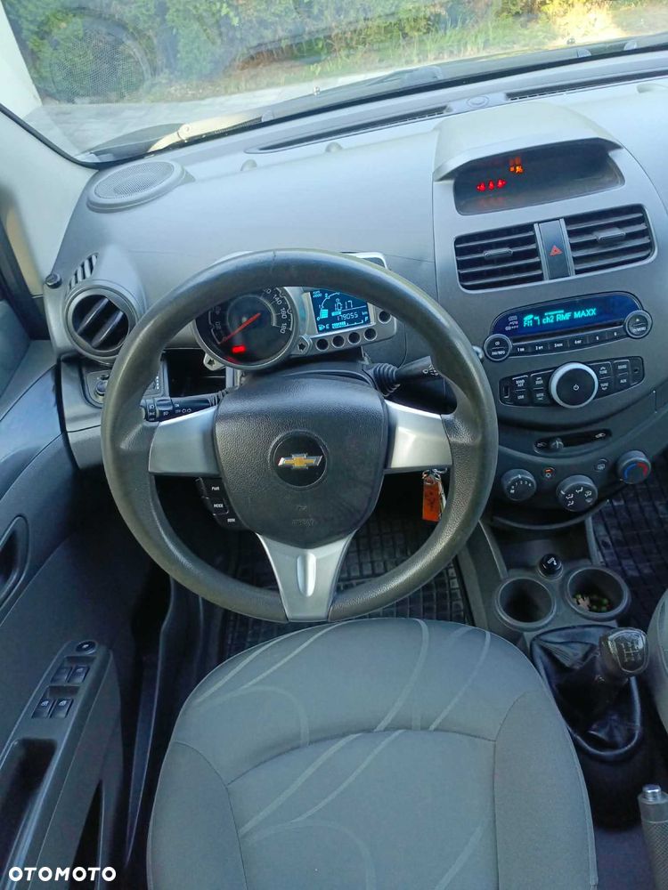 Chevrolet Spark - 5