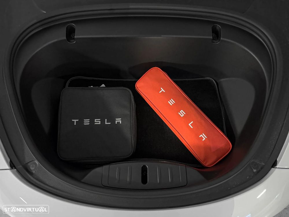 Tesla Model 3 Standard Range Plus RWD - 14