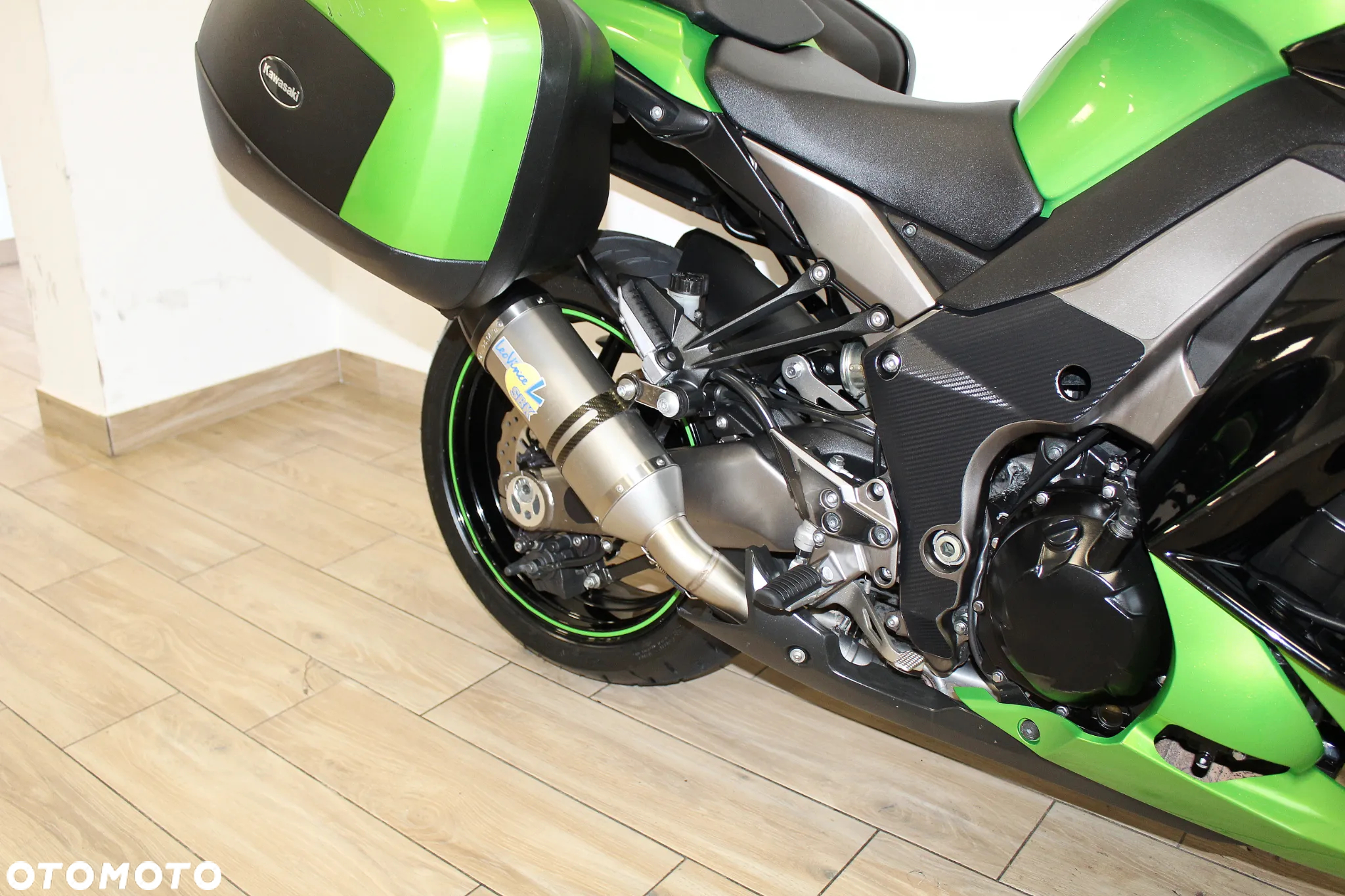 Kawasaki Ninja 1000 SX - 10