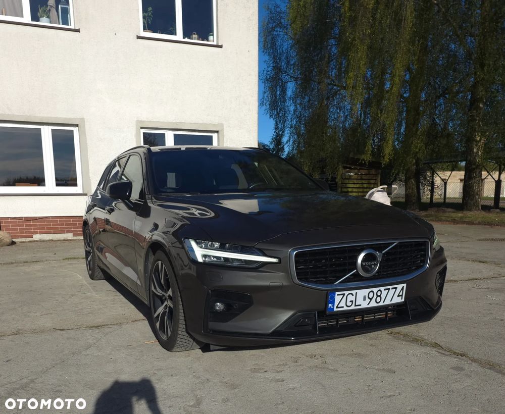Volvo V60 D4 Geartronic R-Design - 6