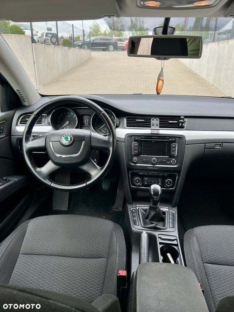 Skoda Superb 1.6 TDI Comfort/Active Green - 14