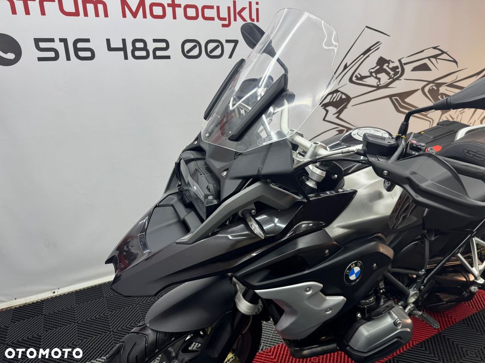 BMW R - 12