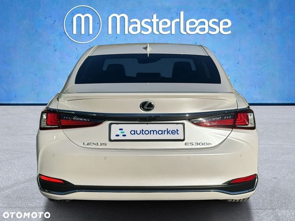 Lexus ES - 6