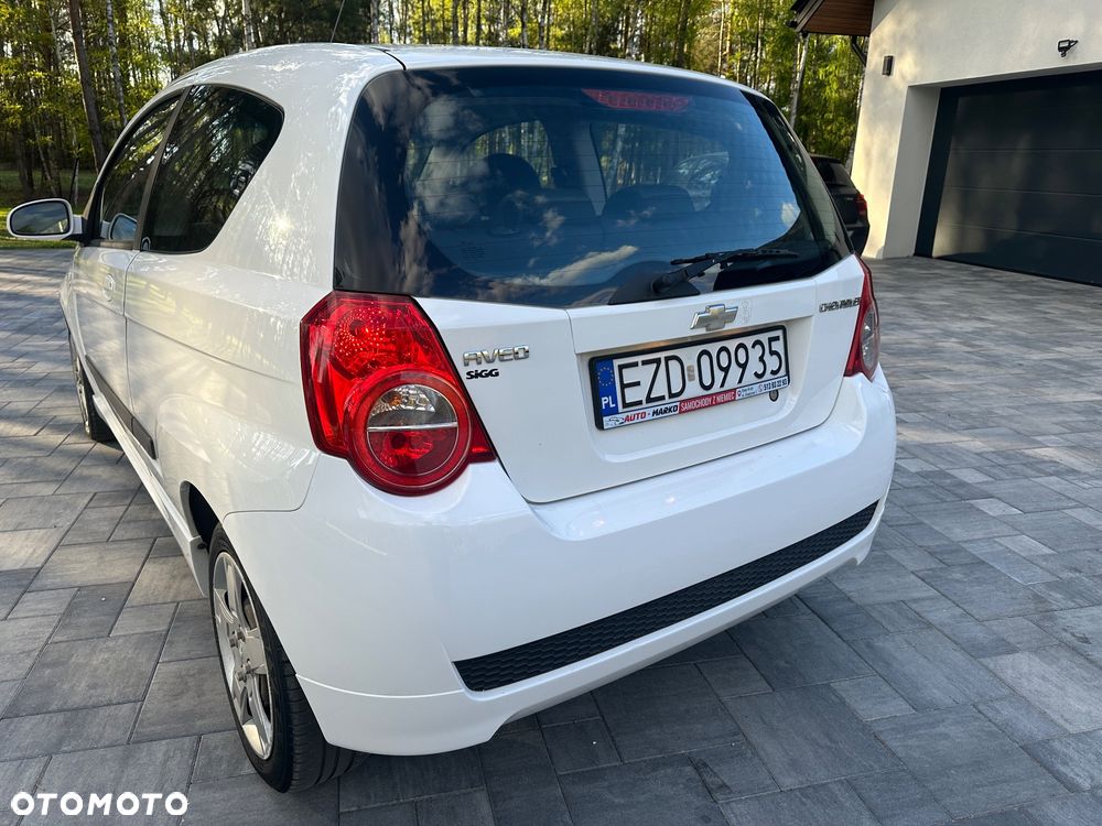 Chevrolet Aveo 1.2 LS - 13