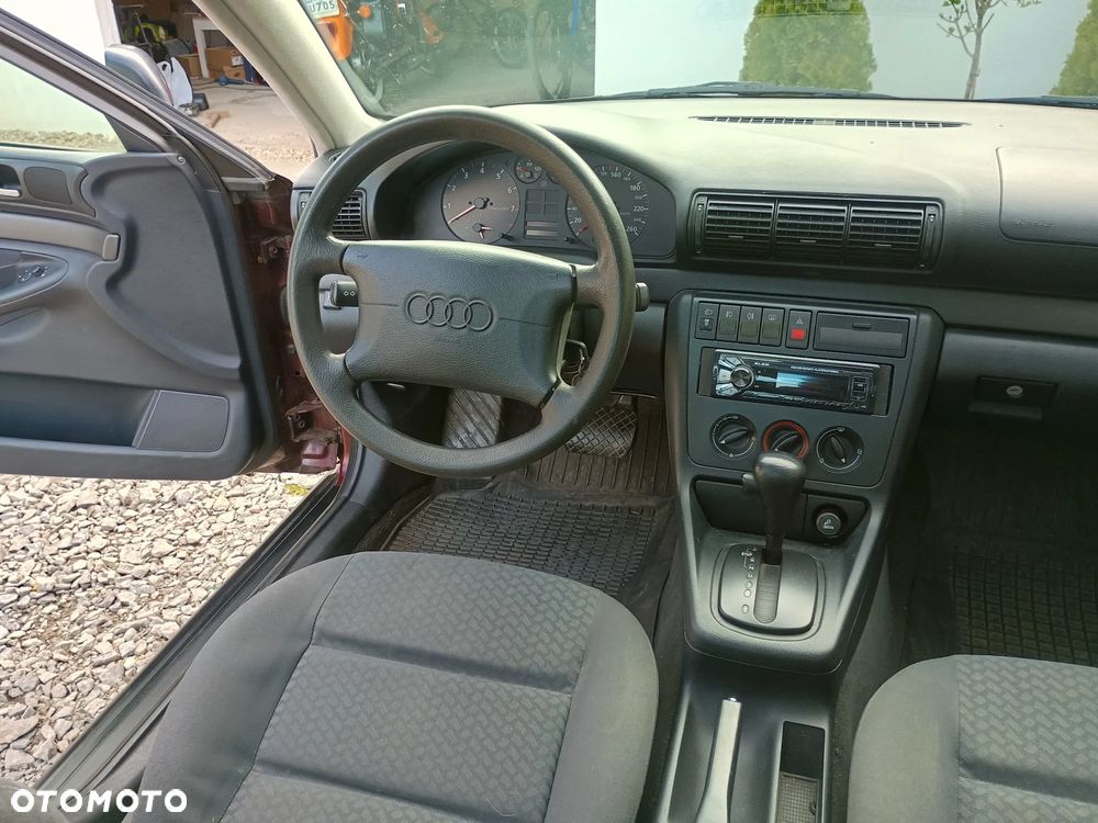 Audi A4 Limousine 1.8 - 3