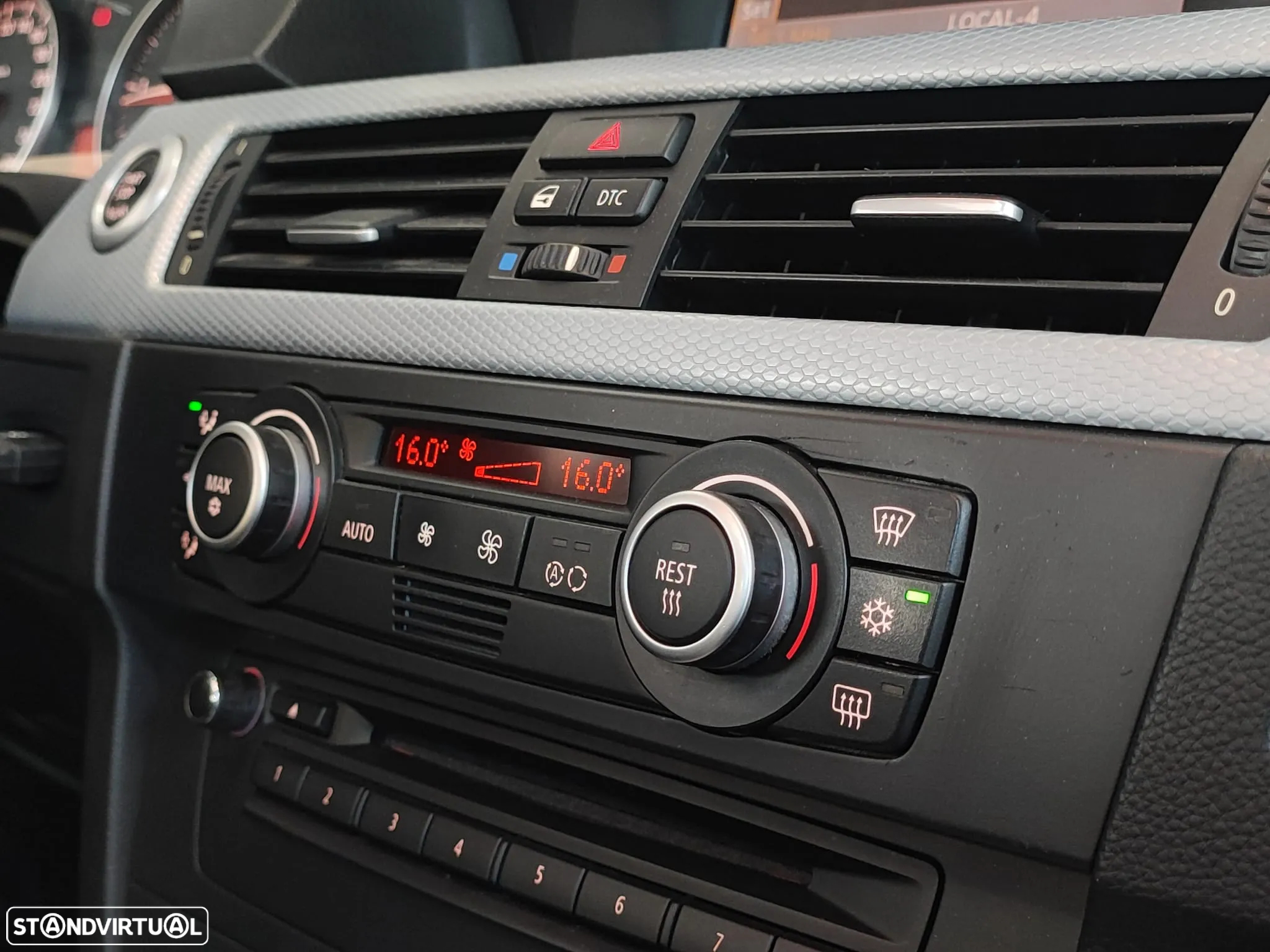 BMW 320 d Touring Navigation Sport - 40