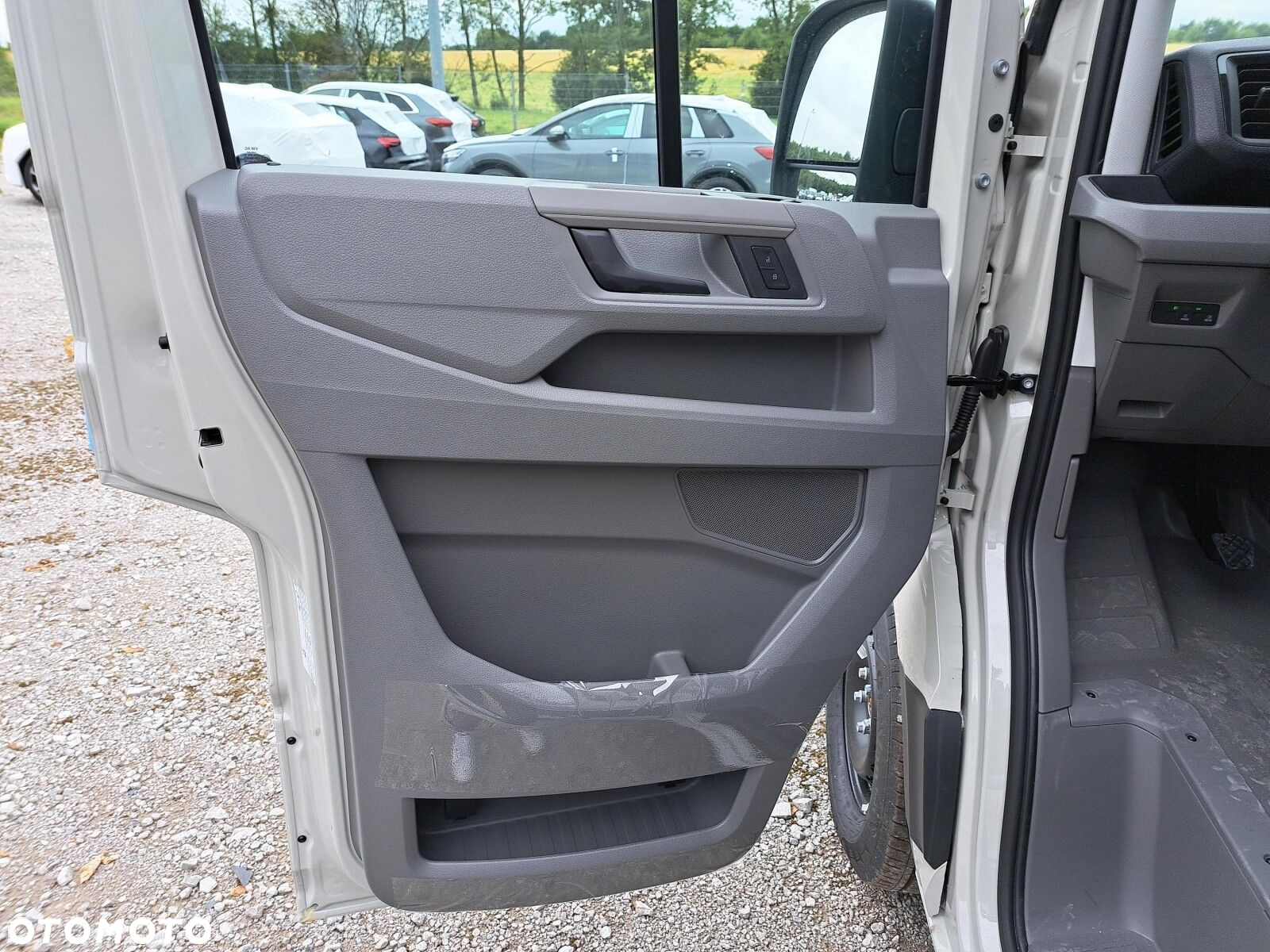 Volkswagen Crafter 35 furgon wysoki dach, 2,0 TDI 177KM, przedni, 6-bieg manualna 3640 mm, Euro 6 - 10