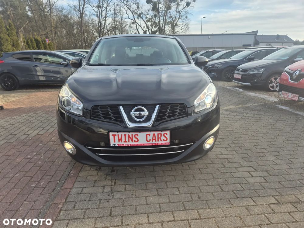 Nissan Qashqai - 2