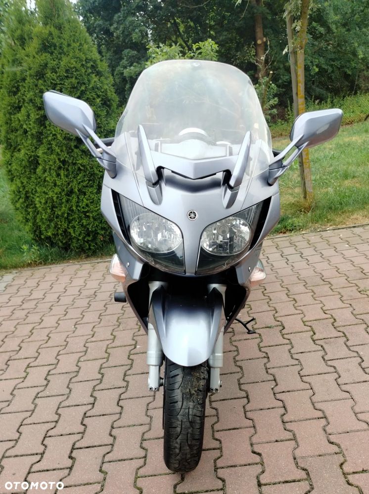 Yamaha FJR - 9