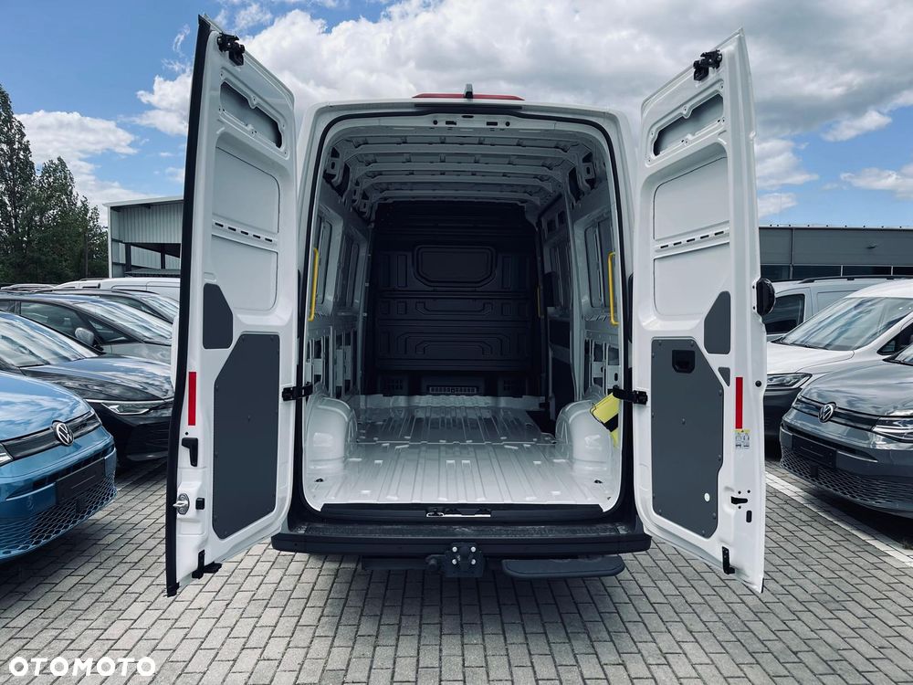 Volkswagen Crafter - 13