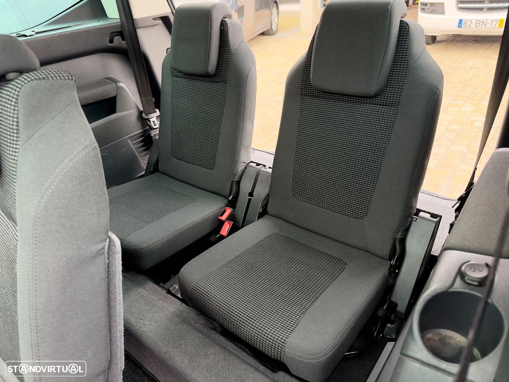 Peugeot 5008 1.6 HDi Executive CMP6 - 47