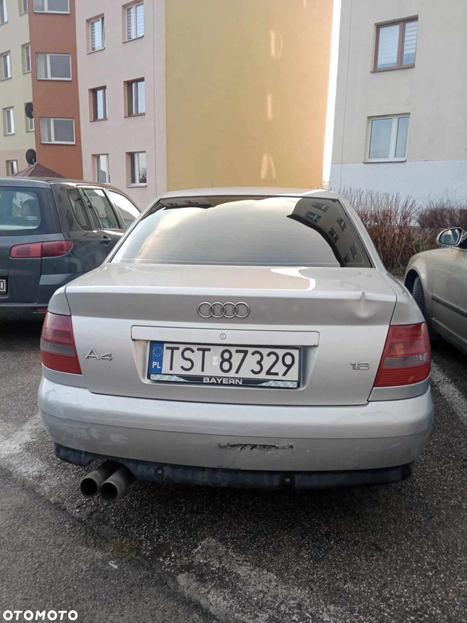 Audi A4 Avant 1.8 - 9