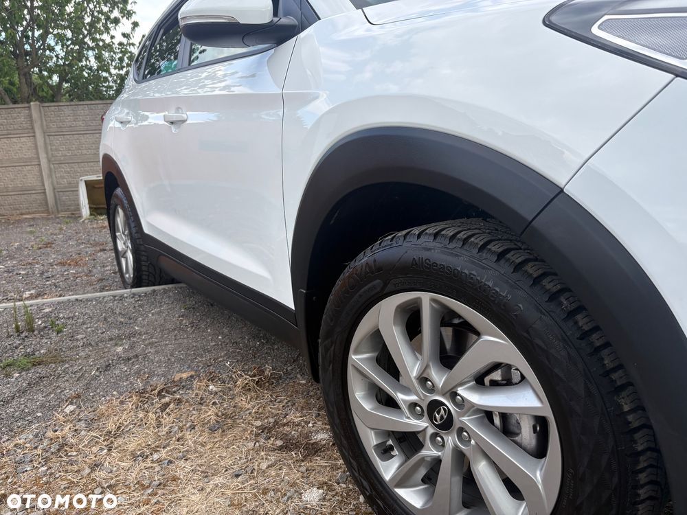Hyundai Tucson 1.6 GDI BlueDrive Comfort 2WD - 10