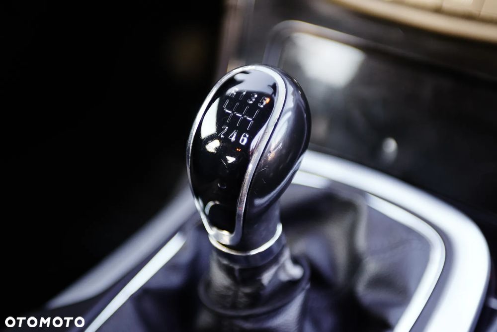 Opel Insignia 1.6 Turbo Cosmo - 24