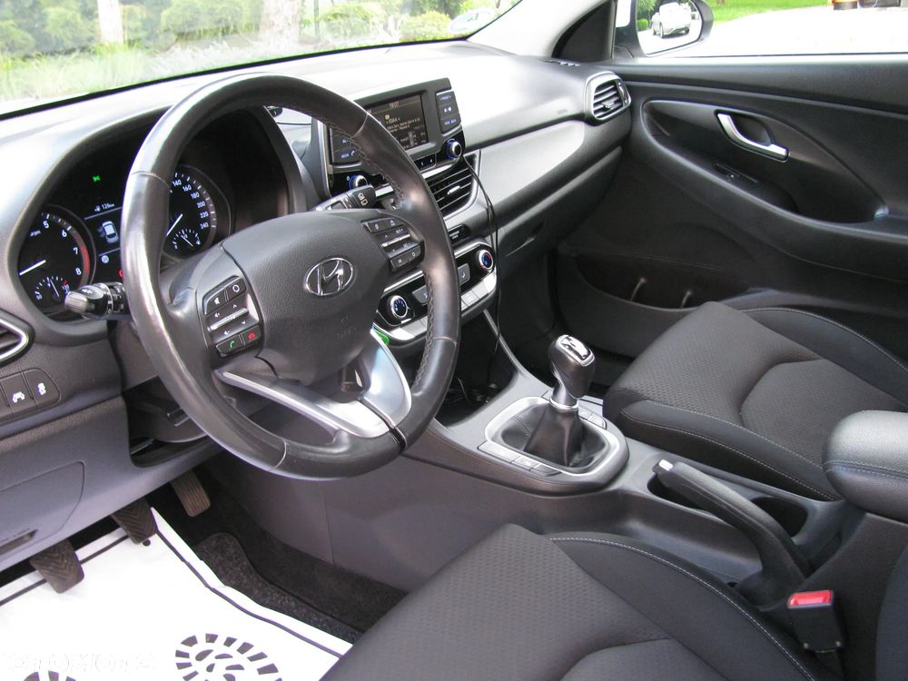 Hyundai i30 1.4 T-GDI Trend - 18