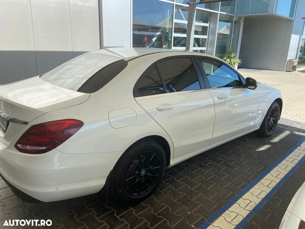 Mercedes-Benz C - 3