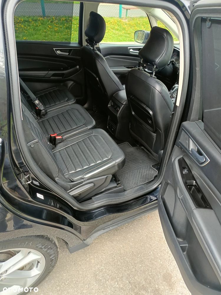 Ford Galaxy - 11