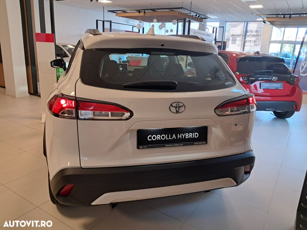 Toyota Corolla - 3
