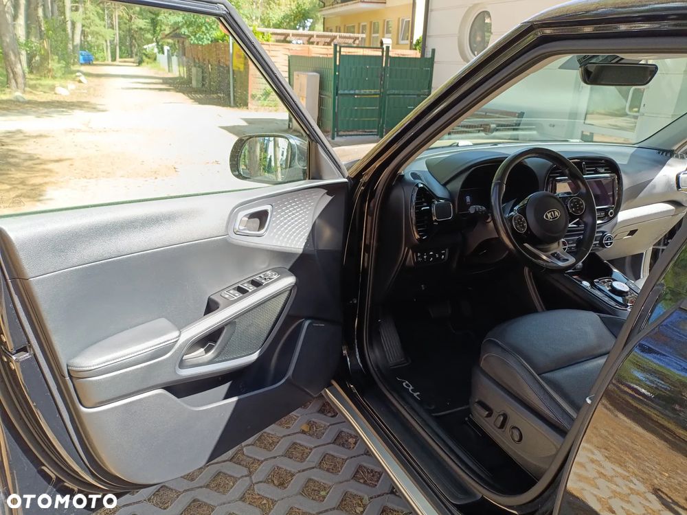 Kia Soul 64kWh XL - 12