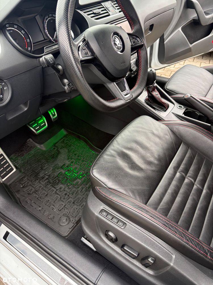 Skoda Octavia 2.0 TSI RS 245 DSG - 19