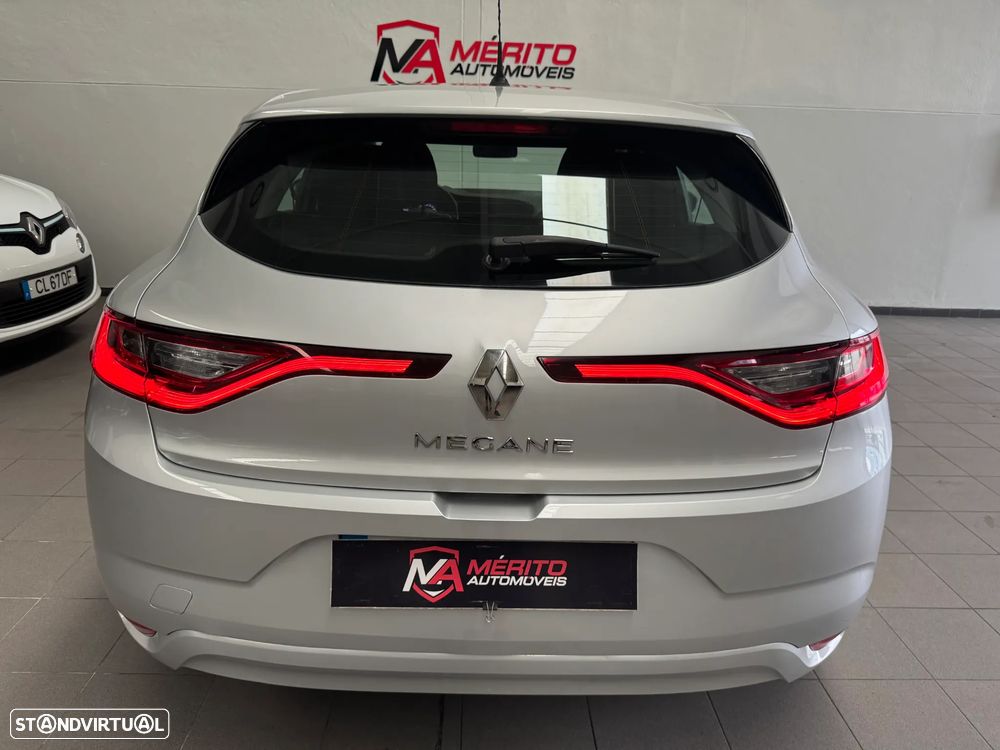 Renault Mégane ENERGY TCe 100 EXPERIENCE - 6