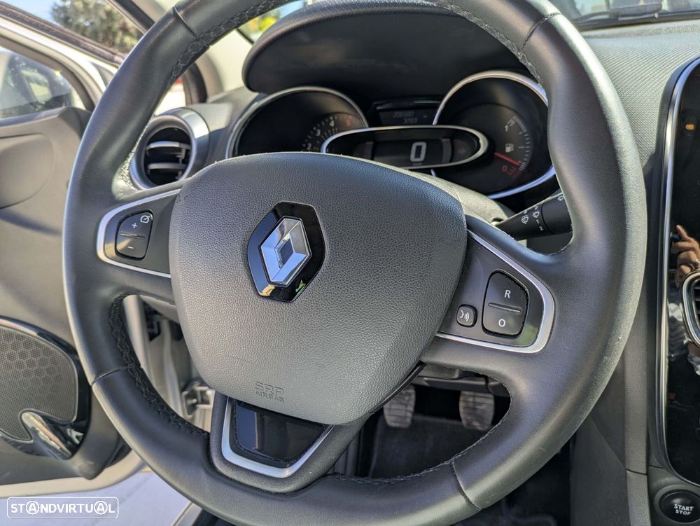 Renault Clio 1.5 dCi Limited EDition - 10