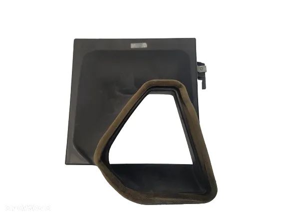 RANGE ROVER VELAR L560 KIEROWNICA POWIETRZA WLOT PRAWA PRAWY