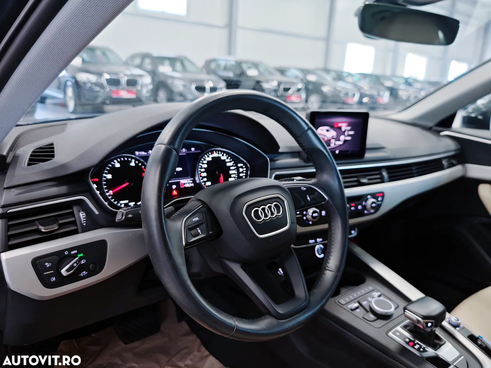 Audi A4 Avant 30 TDI S tronic - 7