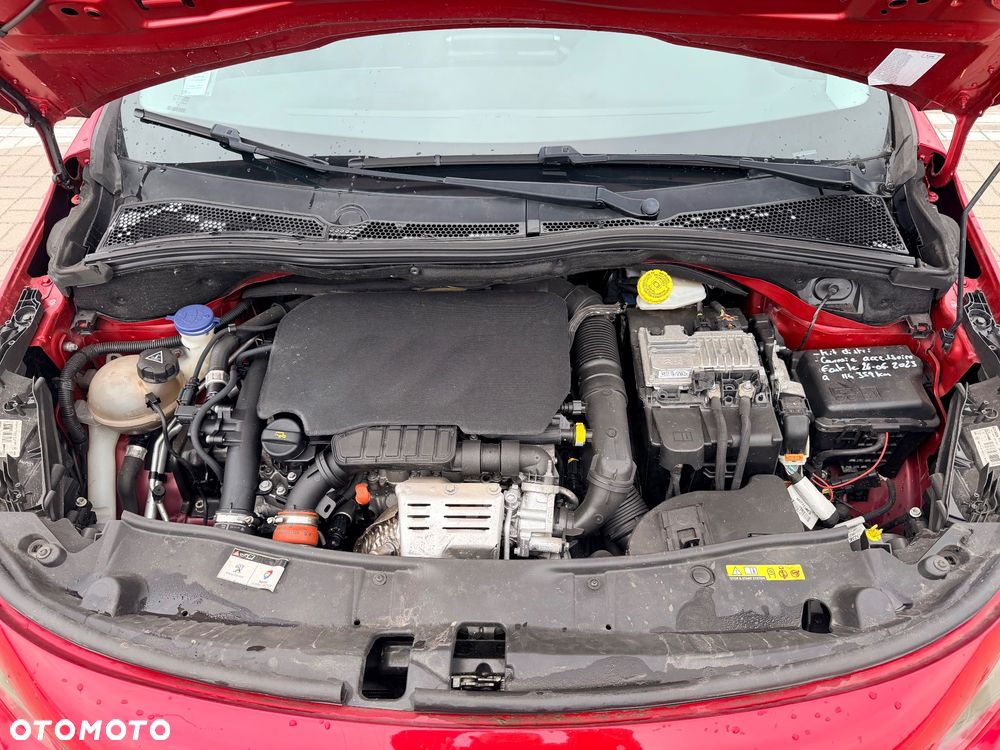 Peugeot 2008 1.2 Pure Tech Allure S&S EAT6 - 9