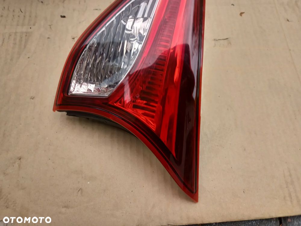 LAMPA TYLNA PRAWA W KLAPE MAZDA CX5 I - 3