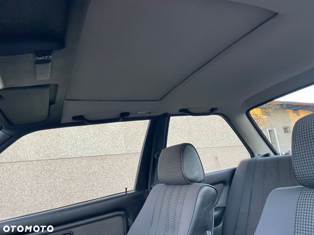 BMW Seria 3 - 27