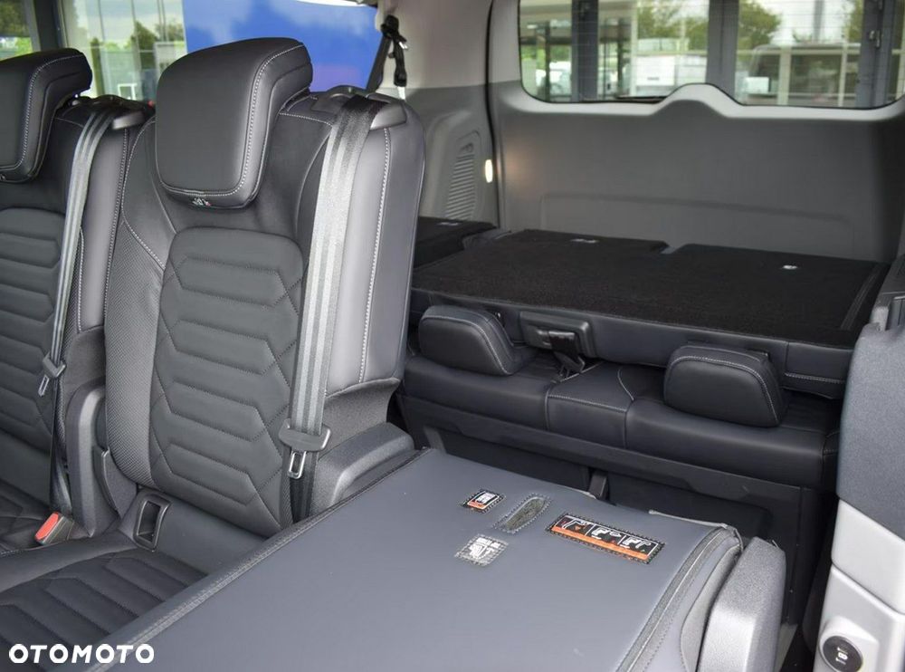 Ford Tourneo Custom - 5