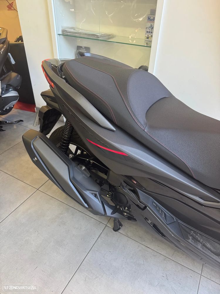 Honda Forza Especial Edition - 3