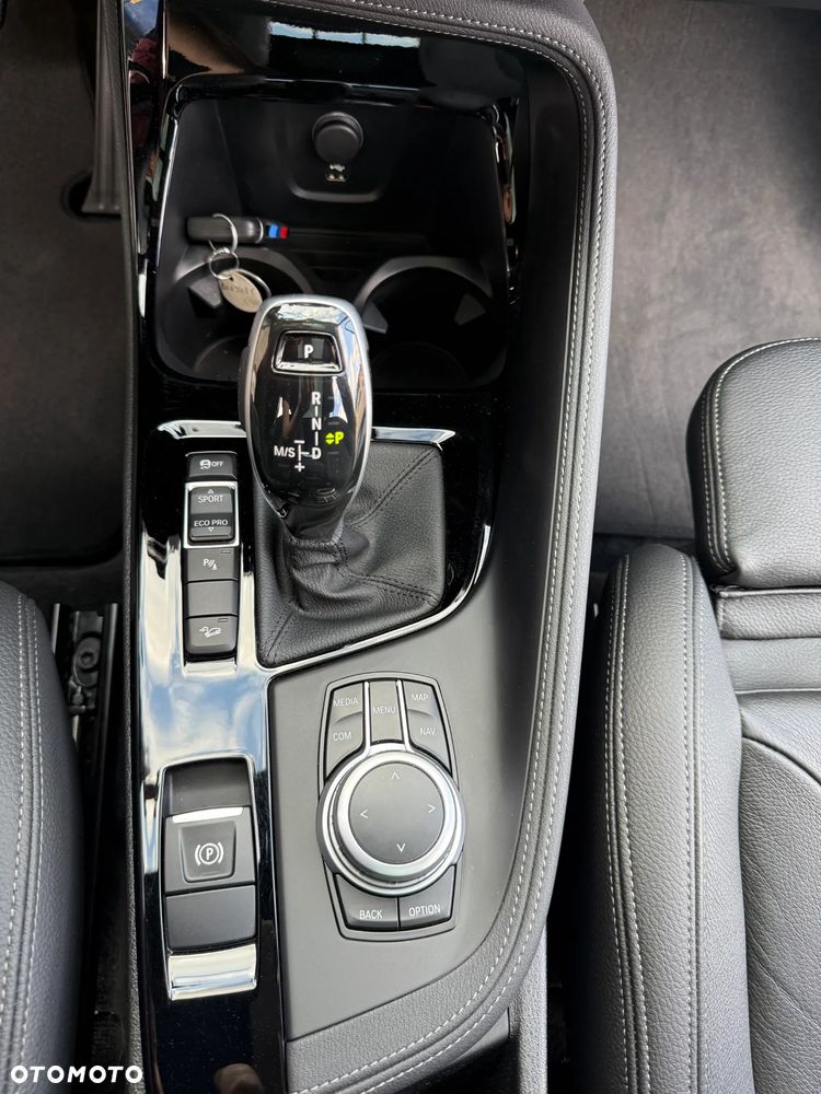 BMW X1 xDrive25i xLine sport - 33