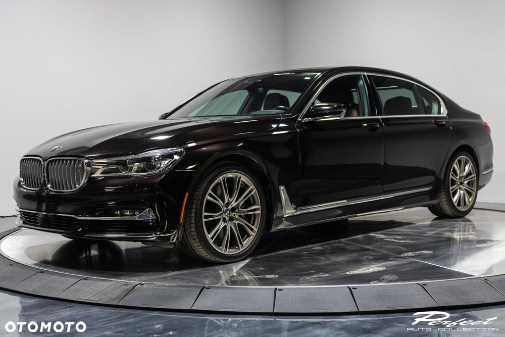 BMW Seria 7 750Li Edition Exclusive - 1