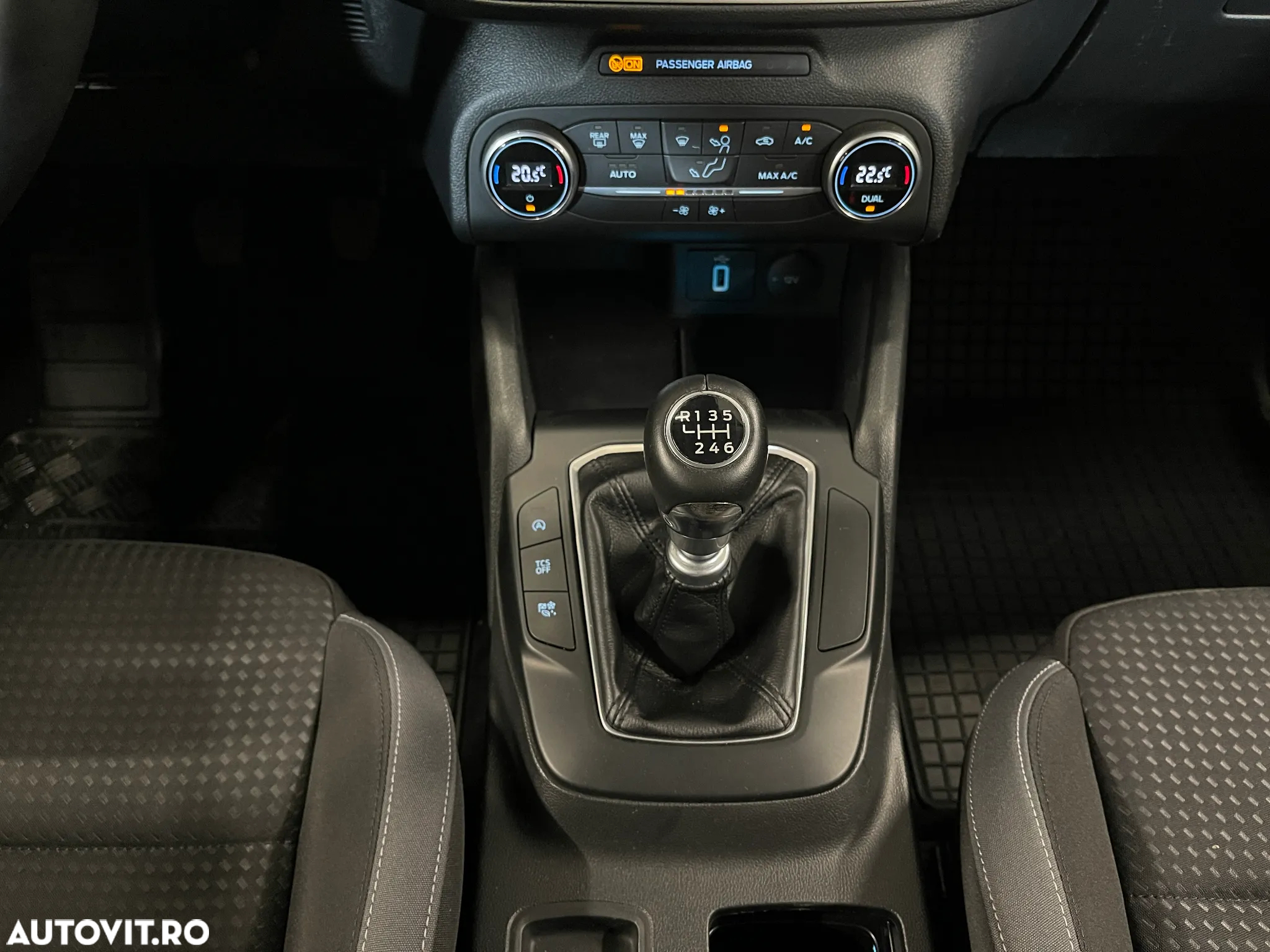 Ford Focus 1.5 EcoBlue Trend Edition - 24