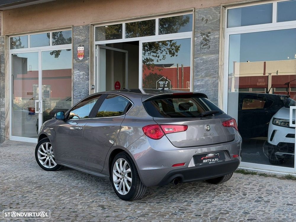 Alfa Romeo Giulietta 1.6 JTDM Distinctive 57X - 10