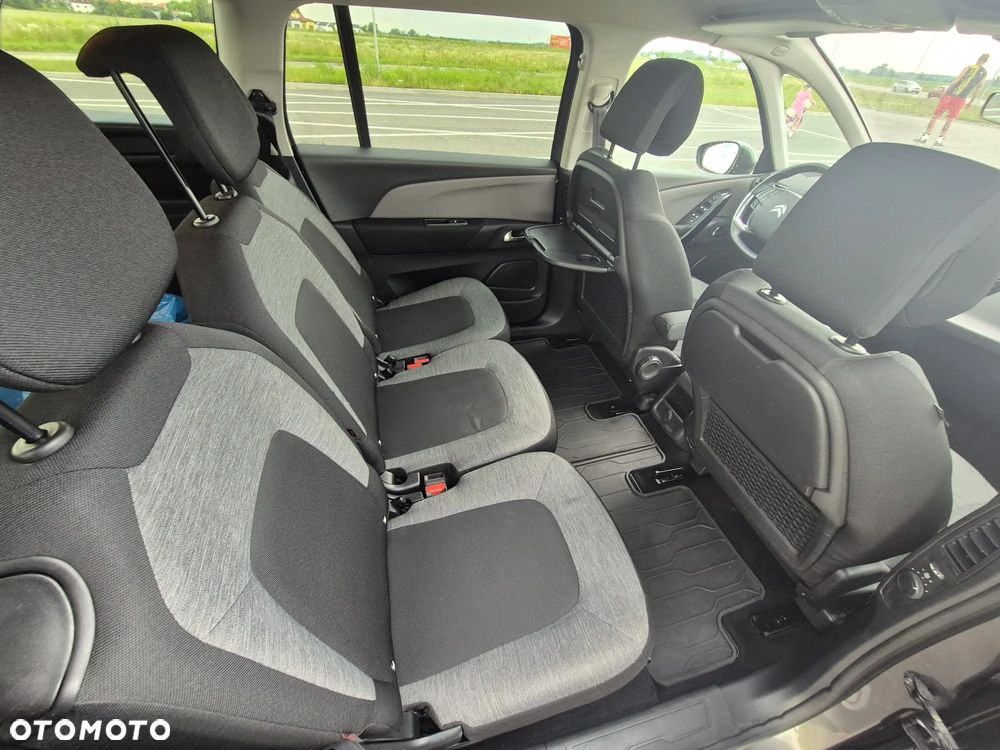 Citroën C4 Grand Picasso 1.2 PureTech MoreLife S&S - 21