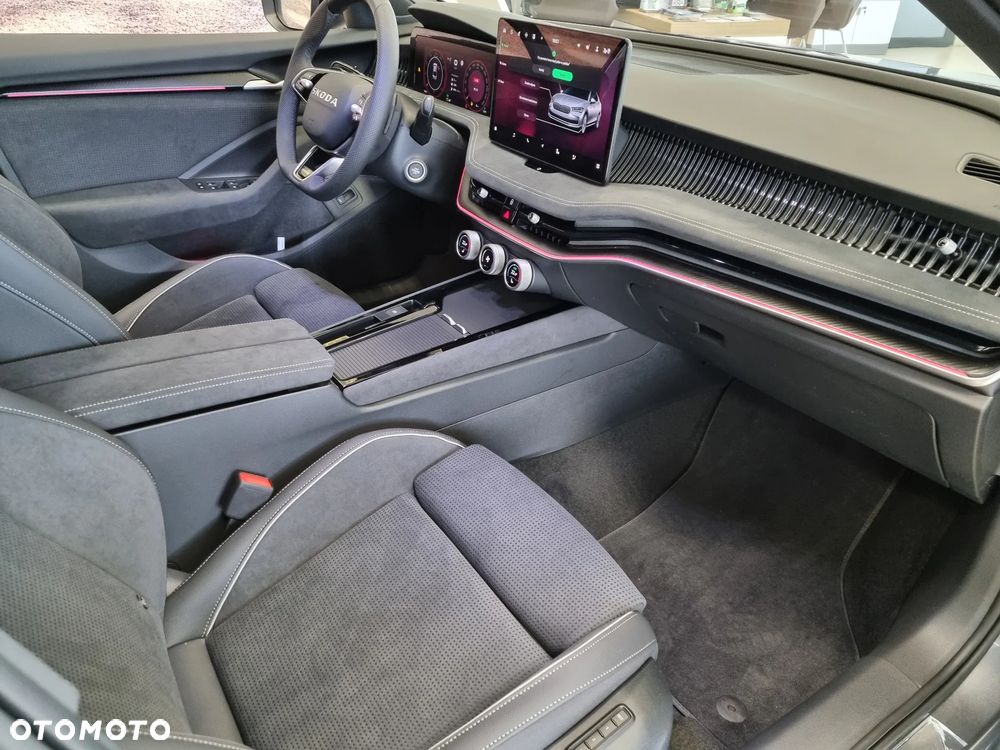 Skoda Superb 2.0 TDI SCR 4x4 Sportline DSG - 23