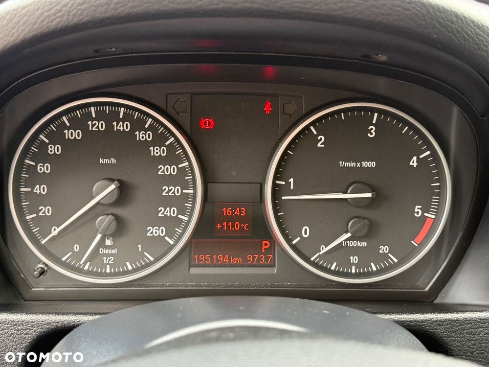 BMW X1 sDrive18d - 18