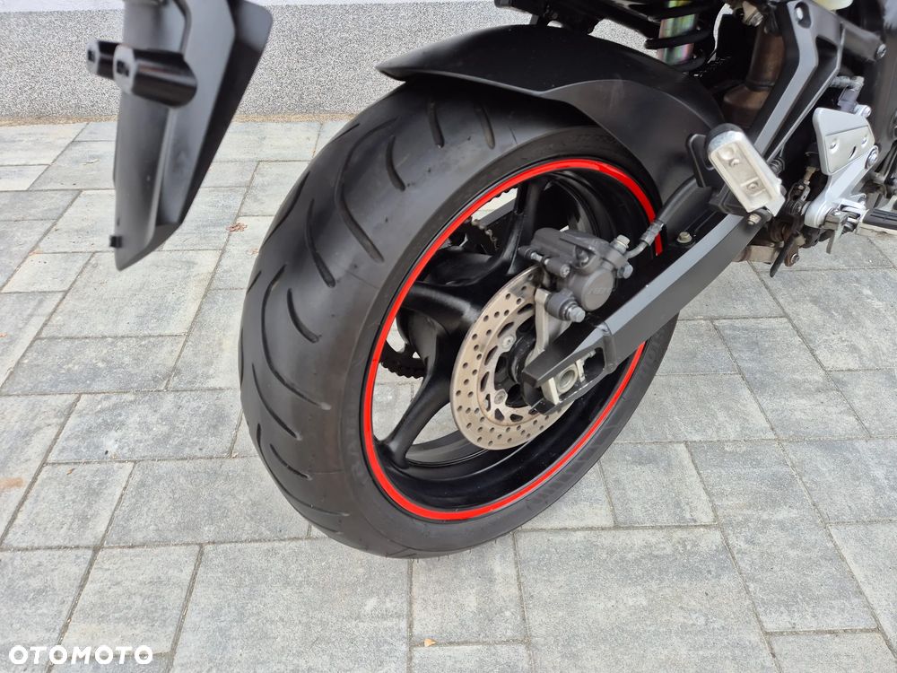 Yamaha FZ6 - 10