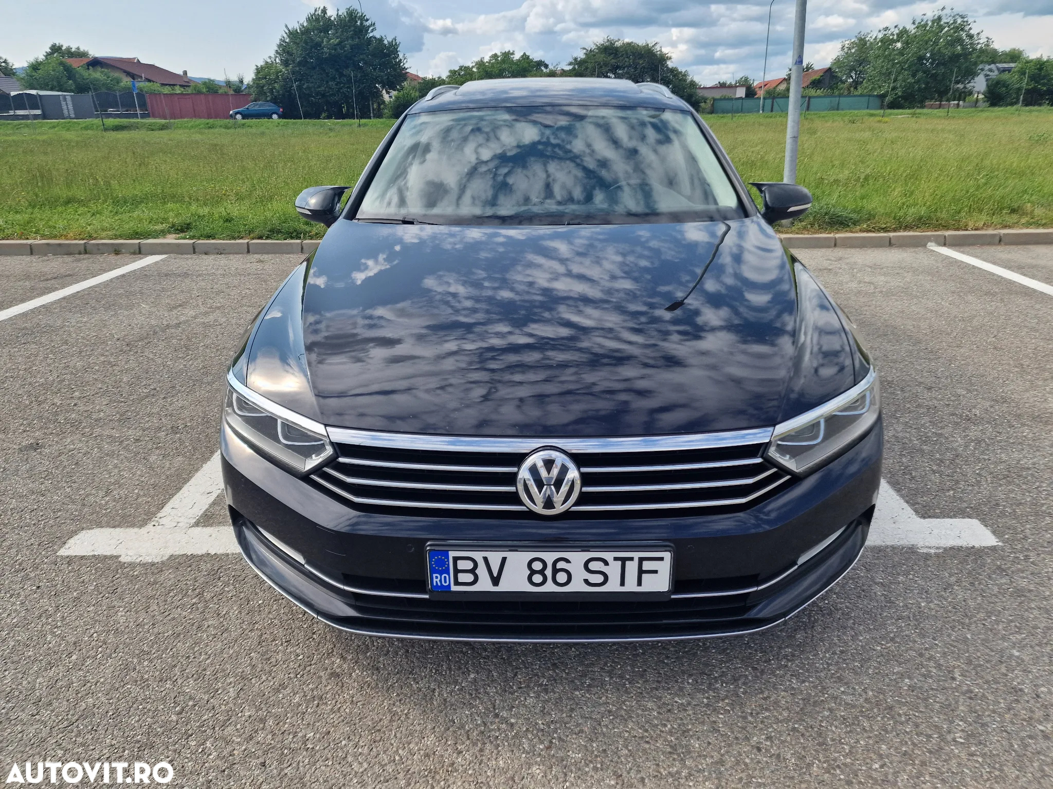 Volkswagen Passat - 3