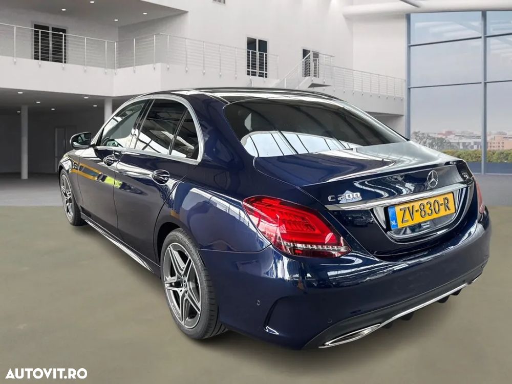 Mercedes-Benz C - 3