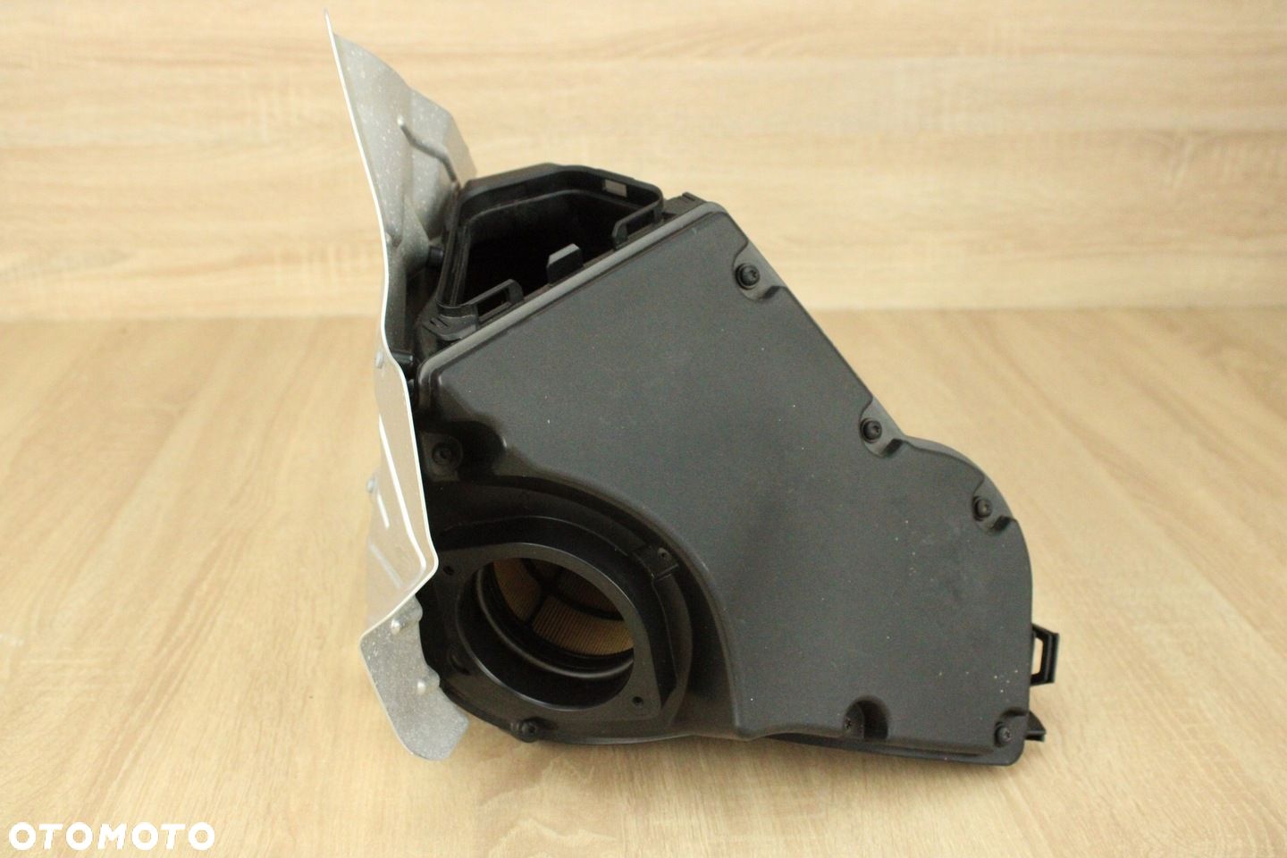 ORYGINALNA OBUDOWA FILTRA POWIETRZA AUDI A5 8T 2.0 TDI 8K0133837BN 14km - 1