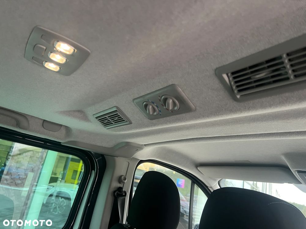 Renault Trafic - 18
