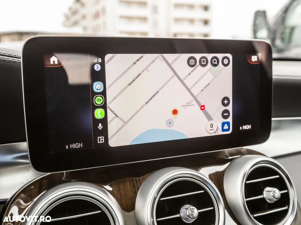 Mercedes-Benz GLC 300 e 4MATIC - 8