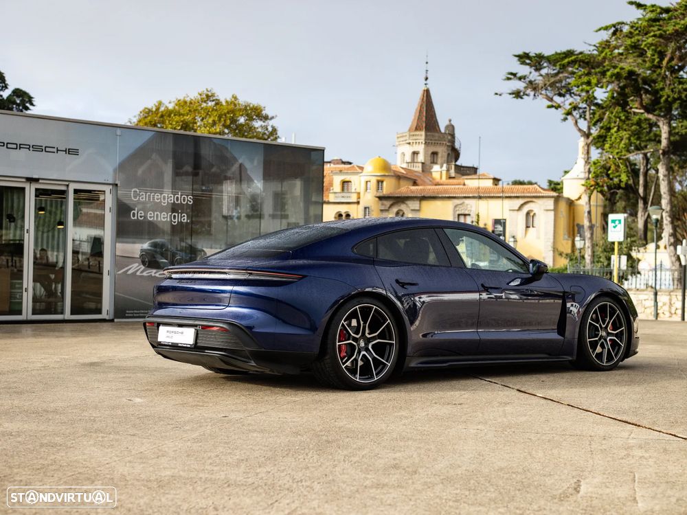 Porsche Taycan 4S - 6